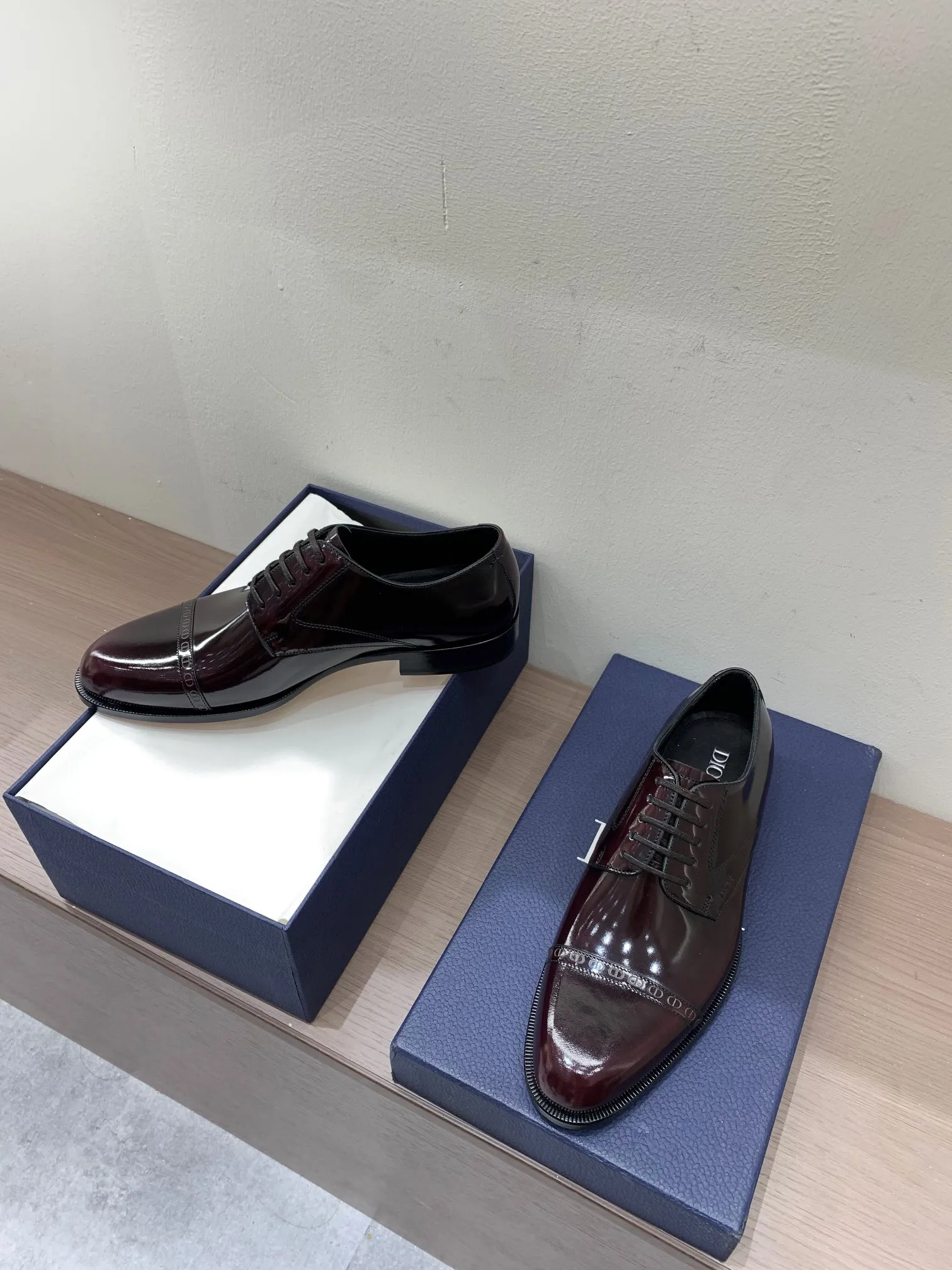 940💰 Dior high-end men's boutique casual leather shoes, imported cowhide upper, water-dyed cowhide lining, imported genuine leather outsole, perfect details, standard code 39-44 (38.45.46 customized, non-returnable and non-exchangeable),